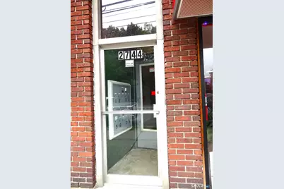 2744 Fairfield Avenue #7, Bridgeport, CT 06605 - Photo 14