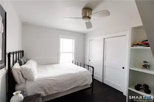 331 Riverside Dr, Fairfield, CT 06824 - Photo 16