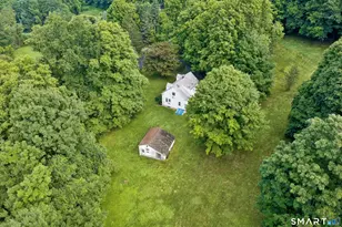29 Poverty Hollow Rd, Newtown, CT 06470 - Photo 2