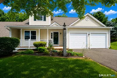 107 Meadow Brook Road #107, Oxford, CT 06478 - Photo 2
