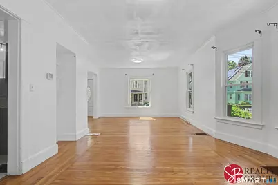 31 Smith Street, West Haven, CT 06516 - Photo 4