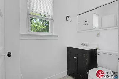 31 Smith Street, West Haven, CT 06516 - Photo 6