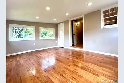 305 Prospect Street, Wethersfield, CT 06109 - Photo 12