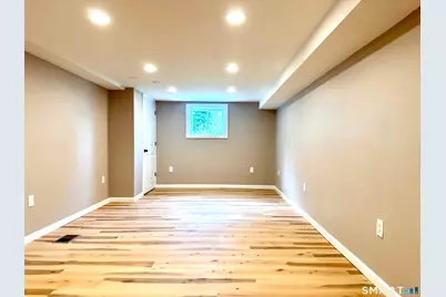 305 Prospect Street, Wethersfield, CT 06109 - Photo 18