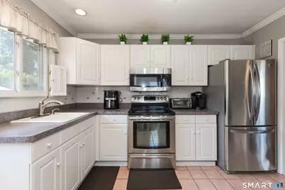 18 Harris Road, Ansonia, CT 06401 - Photo 2