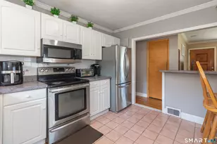 18 Harris Rd, Ansonia, CT 06401 - Photo 4
