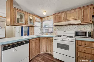 94 Woodland Park, Shelton, CT 06484 - Photo 28