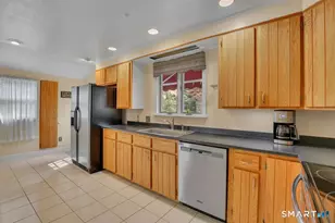 711 Ridge Rd, Middletown, CT 06457 - Photo 12