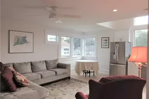 17 Division St, Waterford, CT 06385 - Photo 6