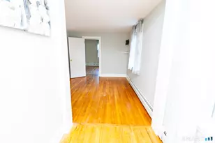 1 Middle St, Waterford, CT 06385 - Photo 16