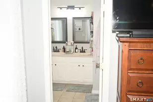 2 Clinton Ln, Enfield, CT 06082 - Photo 24