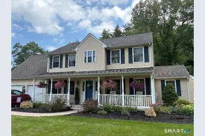 2 Clinton Lane, Enfield, CT 06082 - Photo 1