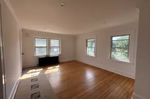 18 Parker Ave, Stamford, CT 06906 - Photo 8