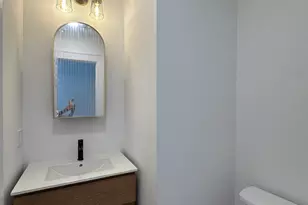 18 Parker Ave, Stamford, CT 06906 - Photo 10