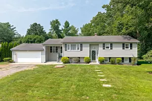 398 Moosup Pond Rd, Plainfield, CT 06354 - Photo 1