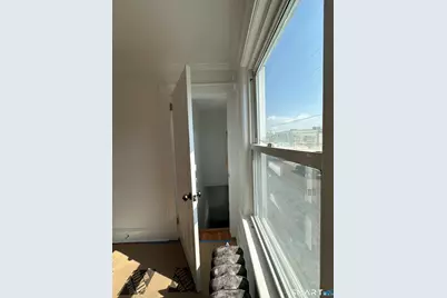 20 Parker Avenue, Stamford, CT 06906 - Photo 6