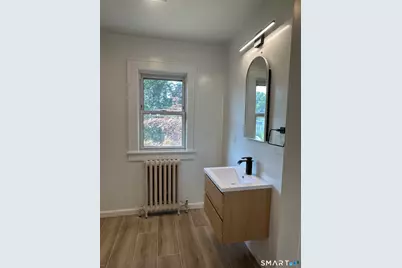 20 Parker Avenue, Stamford, CT 06906 - Photo 12