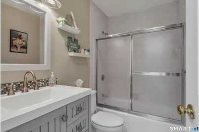 5 Mansfield Grove Road #341, East Haven, CT 06512 - Photo 18