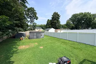 394 W Washington St, Bristol, CT 06010 - Photo 16