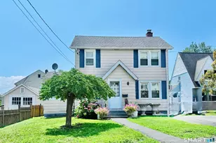 31 Hamilton Ave, Stamford, CT 06902 - Photo 1