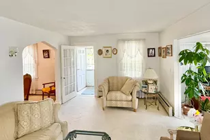 31 Hamilton Ave, Stamford, CT 06902 - Photo 4