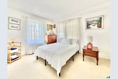 31 Hamilton Avenue, Stamford, CT 06902 - Photo 14