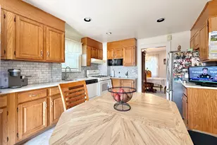 31 Hamilton Ave, Stamford, CT 06902 - Photo 10