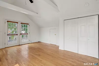 1035 Black Rock Turnpike #1035, Fairfield, CT 06825 - Photo 4