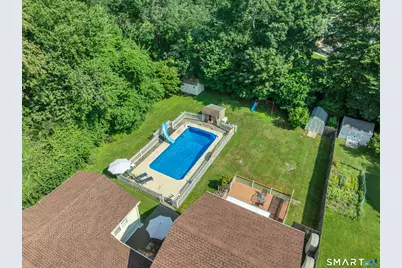 36 Clinton Street, Trumbull, CT 06611 - Photo 2