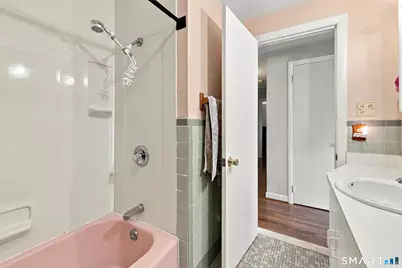 15 Raymond Street, East Hartford, CT 06118 - Photo 16
