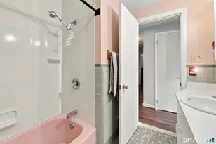 15 Raymond St, East Hartford, CT 06118 - Photo 16