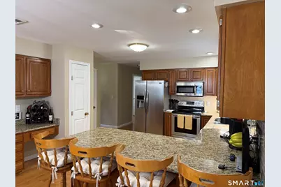 99 Old Farms Road, Avon, CT 06001 - Photo 10