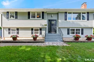 7 Field Dr, Simsbury, CT 06070 - Photo 1