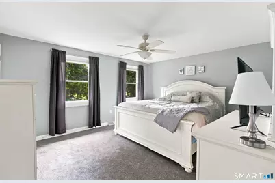 110 Orchard Hill Drive, Windsor Locks, CT 06096 - Photo 14