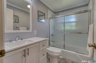45 Brewster Rd, Glastonbury, CT 06033 - Photo 16