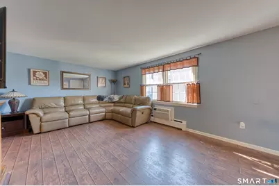 45 Brewster Road #B, Glastonbury, CT 06033 - Photo 6