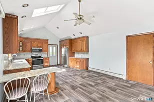 32 Knob Hill Ln, Bristol, CT 06010 - Photo 16