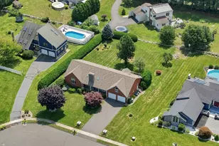 32 Knob Hill Ln, Bristol, CT 06010 - Photo 38