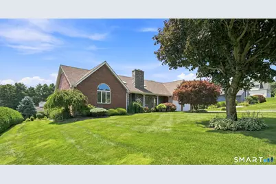 32 Knob Hill Lane, Bristol, CT 06010 - Photo 2