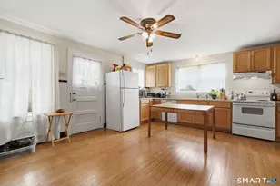 50 Elm St, Enfield, CT 06082 - Photo 22