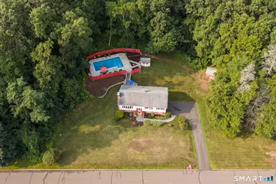 25 Stacy Court, Cheshire, CT 06410 - Photo 2