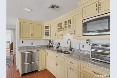 15-1/2 Water Street #4, Groton, CT 06355 - Photo 8