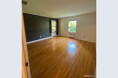 172 Mitchell Drive, New Haven, CT 06511 - Photo 12