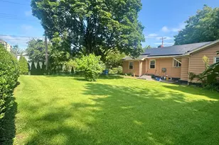 172 Mitchell Dr, New Haven, CT 06511 - Photo 18