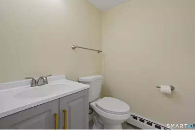 19 Cody Avenue #B6, Plainville, CT 06062 - Photo 2