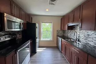 15 Highland St, West Hartford, CT 06119 - Photo 12
