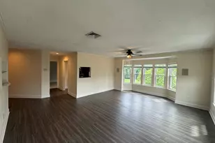 15 Highland St, West Hartford, CT 06119 - Photo 1