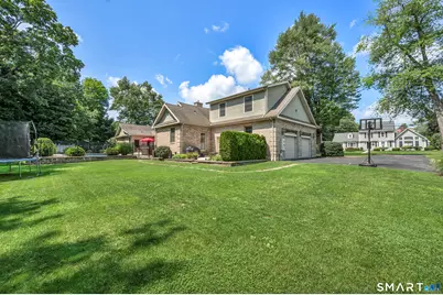 55 Kilbourne Avenue, New Britain, CT 06053 - Photo 6