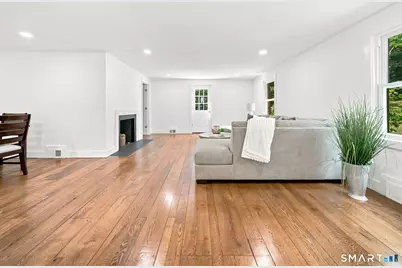 87 Kenmore Road, Bloomfield, CT 06002 - Photo 10