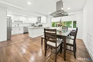 87 Kenmore Rd, Bloomfield, CT 06002 - Photo 8